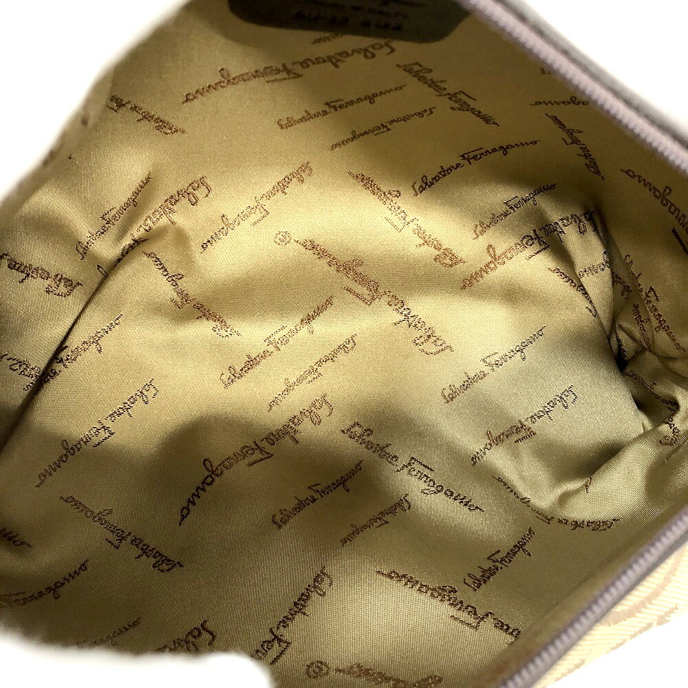 Salvatore Ferragamo 6123 Au 22 Used 7 H かんてい局細畑店 アクセサリーポーチ ガンチーニ キャンバス コンパクト ハンドバッグミニバッグ ブラウン系 レディース 質屋 鞄 完売 Au 22