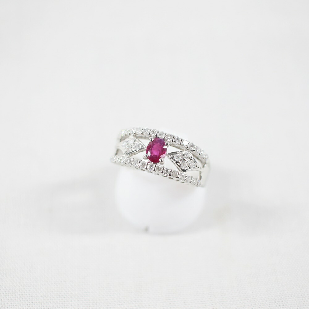 中古美品 Pt900 ルビー・ダイヤモンドリング 指輪 R0.38ct / D0.51ct / 14号 / 重さ 約4.7g プラチナ ルビー ダイヤモンド 刻印あり 天然コランダム アクセサリー 貴金属 贈り物 【中古】かんてい局飛田店【楽ギフ_包装選択】h4-14303 59,400円