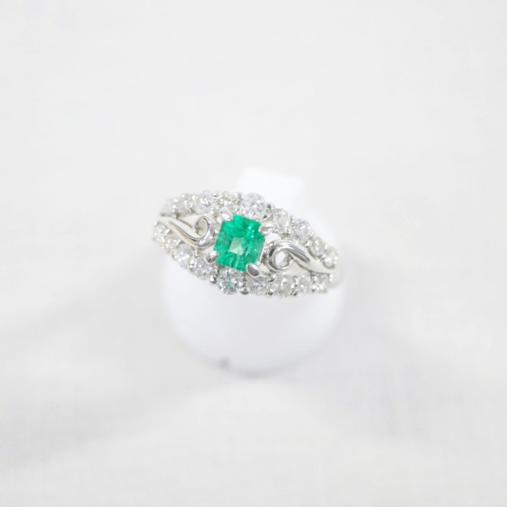 中古美品 PT850 エメラルド・ダイヤモンドリング E0.48ct/D0.87ct/約6.7g/12号 指輪 プラチナ 宝石 貴金属 アクセサリー ギフト プレゼント 贈り物 ゴージャス【中古】かんてい局飛田店【楽ギフ_包装選択】h4-14425｜かんてい局熊本店