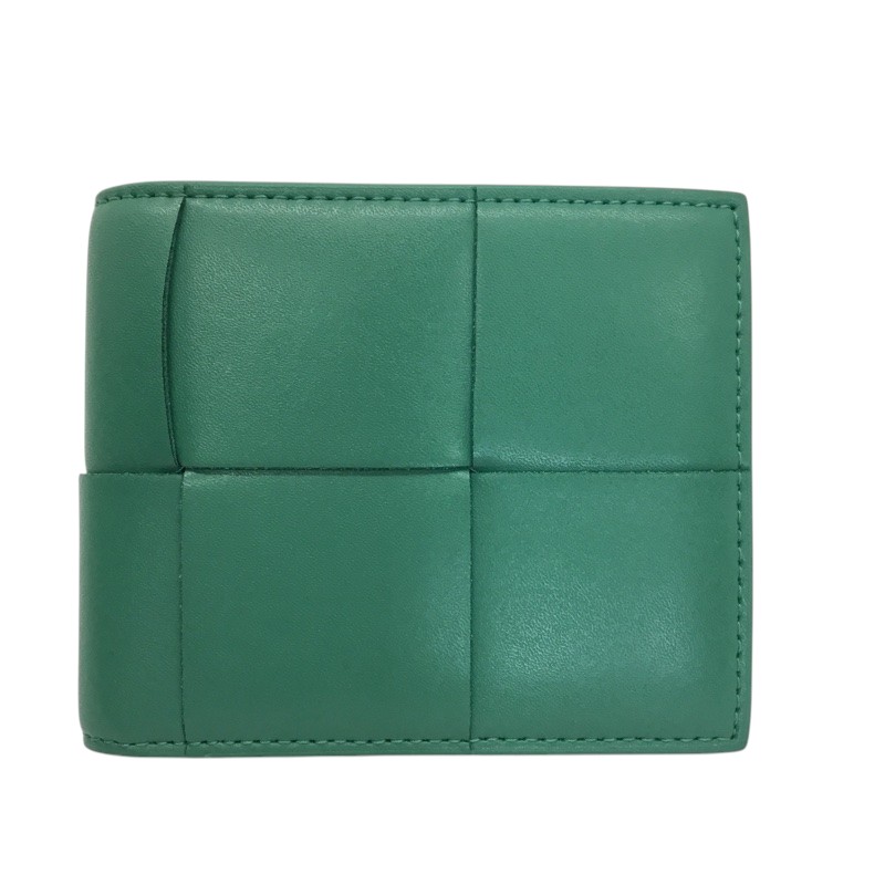 ボッテガヴェネタ　グリーン レザー 二つ折り財布　比較的美品 ボッテガヴェネタ BOTTEGA VENETA 財布 二つ折り財布 折りたたみ