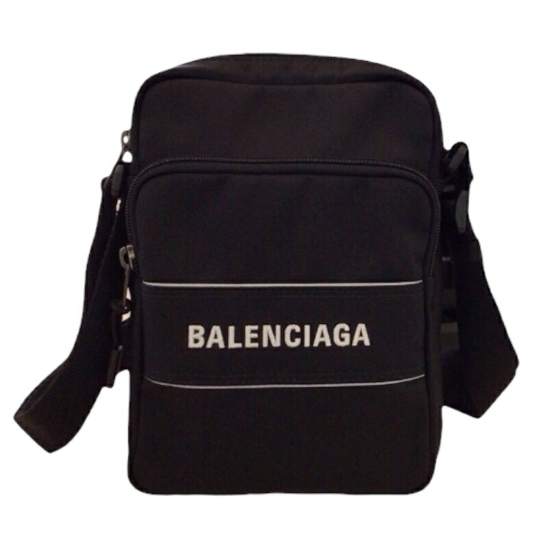 バレンシアガミラー❗️カバンなどに付けれる紐付き❣️ ミラー 鏡 BALENCIAGA(バレンシアガ) - 海外通販のBUYMA