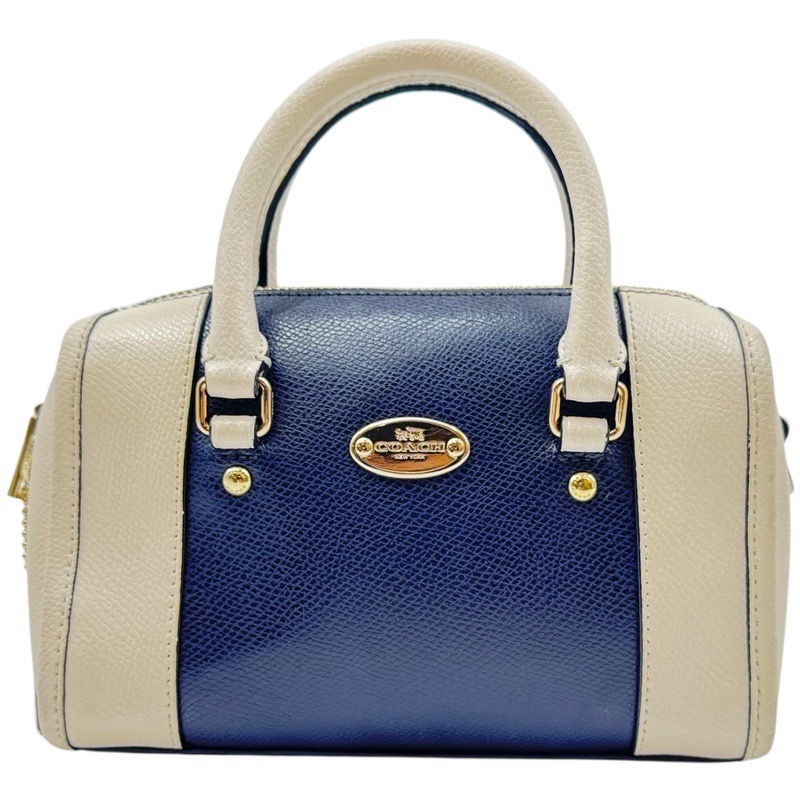 未使用✨ コーチ ズーリ ショルダーバッグ 2way グリッター 3室 水色 未使用✨ コーチ ズーリ ショルダーバッグ 2way グリッター 3室