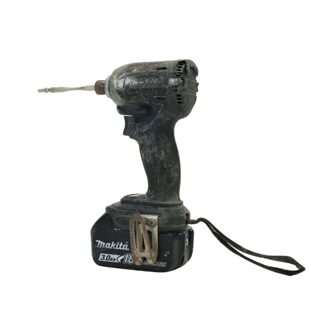【送料無料】マキタ makita 充電式インパクトドライバ TD148D 18V 充電回数26回/109回 ケース付き 電動工具 沖縄・離島 配送不可 併 B3B