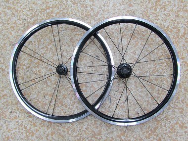 楽天市場】ノバテック JONNY 406 クリンチャー シマノ用 小径20インチ