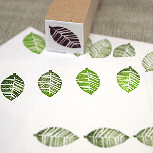 楽天市場 はな16 ラバースタンプ ワンポイント 葉っぱ 15mm 9mm 0071z 1515 きれいなはんこ 印鑑のからふる屋