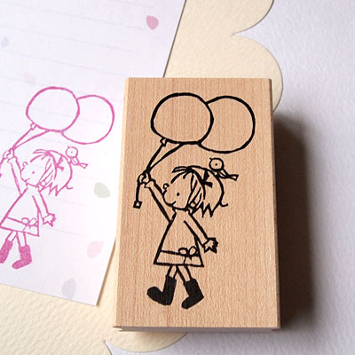 楽天市場 Tugumi ラバースタンプ 風船と女の子 縦57mm 横30 5mm きれいなはんこ 印鑑のからふる屋
