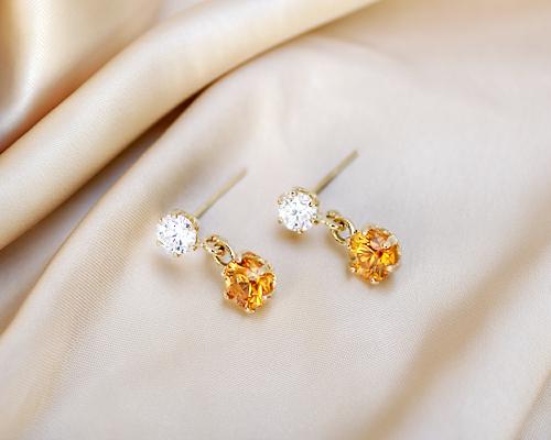 K18 0.1ct ダイヤモンド オレンジ サファイア ピアス