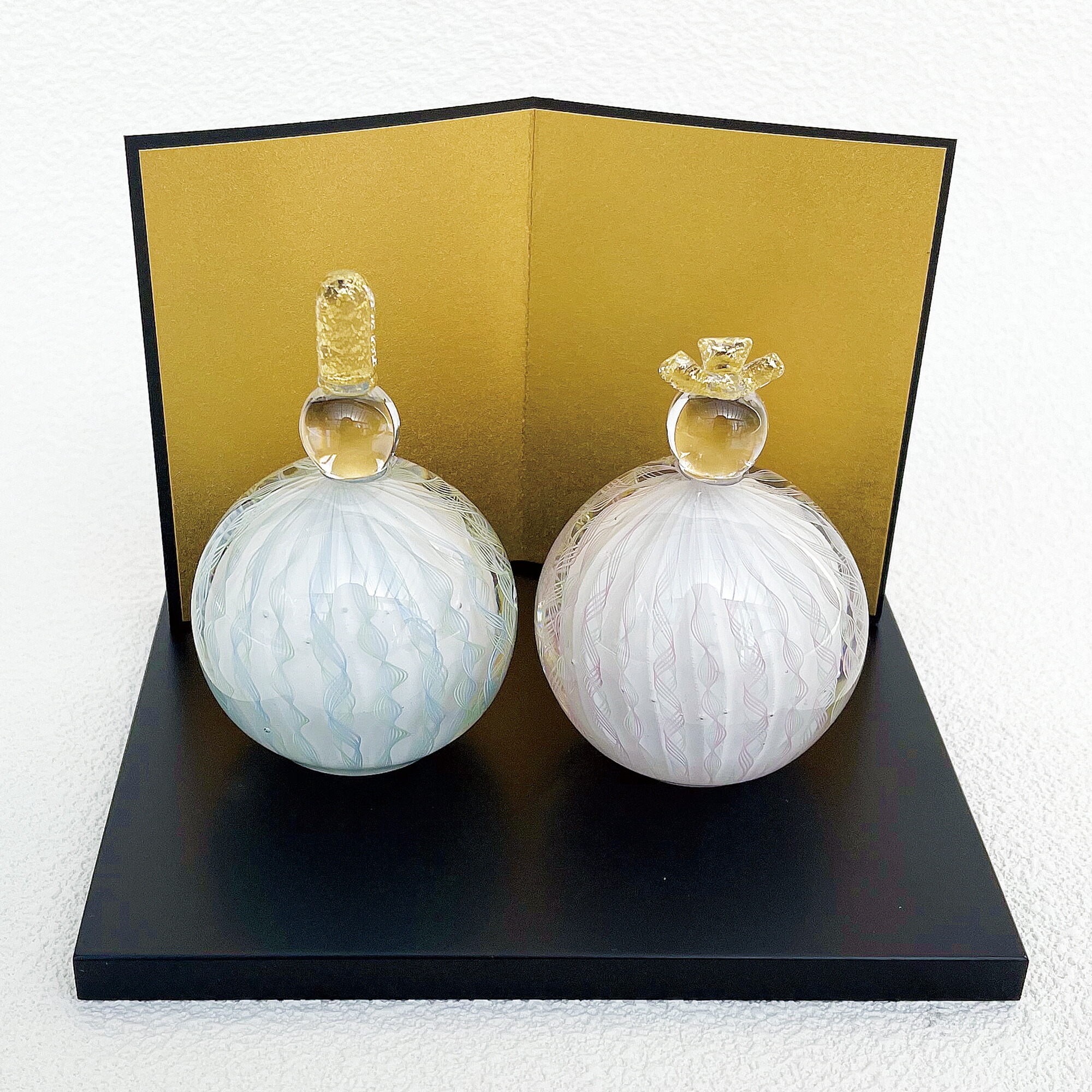 ガラス作家　「国広育伸」ガラスのお雛様 楽天市場】作家 国広育伸 ガラス製 雛人形 みやび 敷板・金屏風