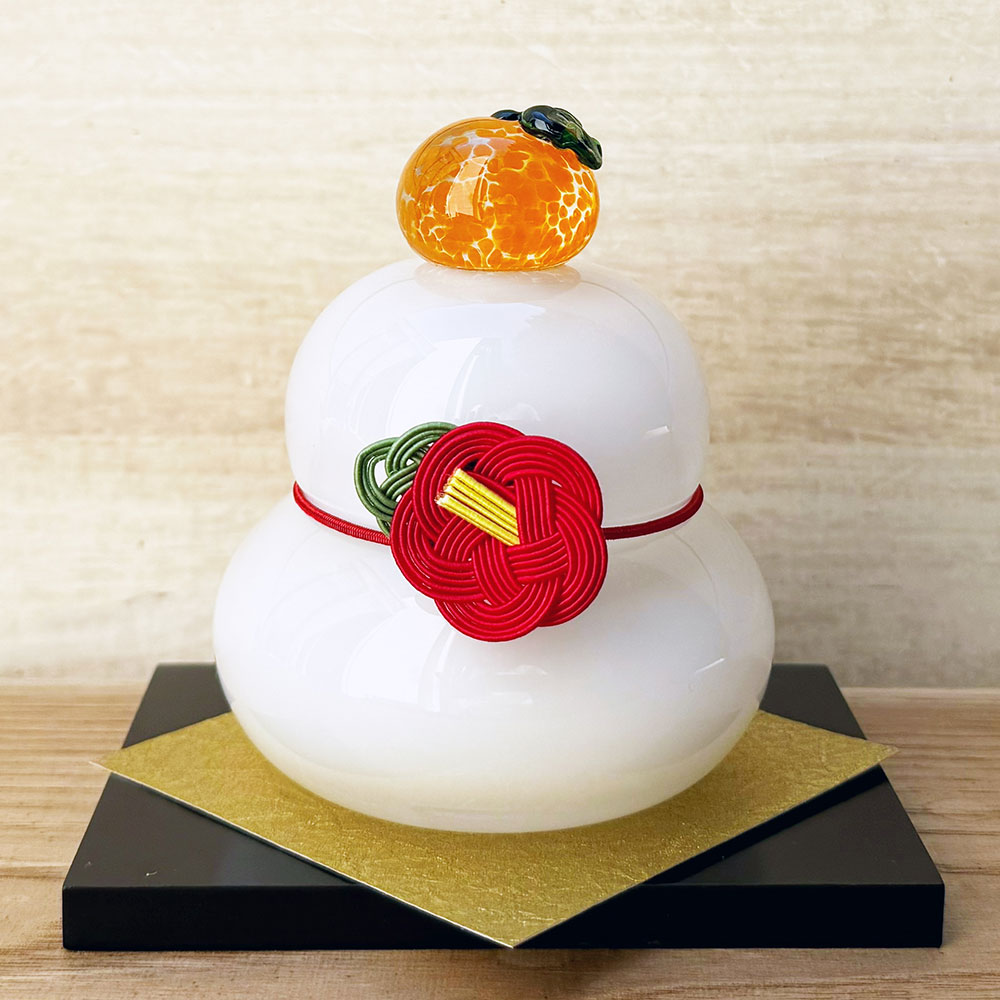 楽天市場】工房 CRAFTHOUSE ガラス製 鏡餅 泡金（大） 無垢 敷板・梅