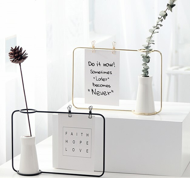 花瓶 スタンド ポストカード ゴールド ブラック 黒 おしゃれ 韓国 雑貨 北欧 ディスプレイ かわいい 白 ホワイト 一輪挿し クリップ フレーム ガラス 金 玄関用 小さい カフェ 写真 フレーム ロゴ 英字 リビング フォト