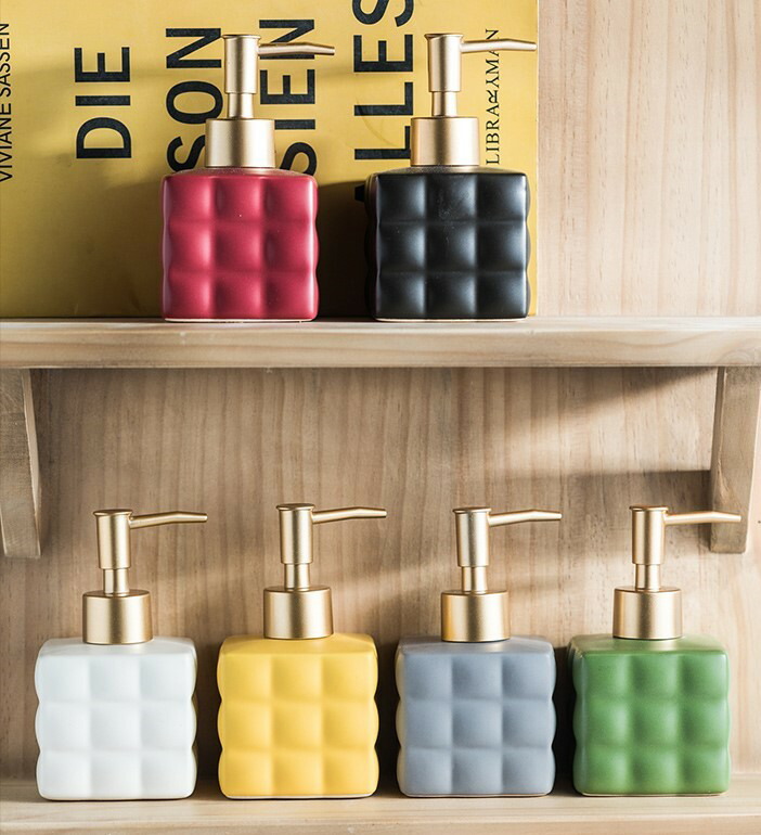 楽天市場】ソープディスペンサー おしゃれ 詰め替え容器 アンブラ