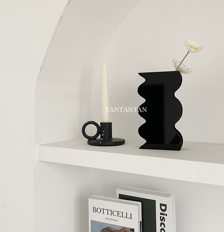 ストーン キャンドルホルダー おしゃれ 黒 ブラック インテリア 2色 白 ホワイト 可愛い ドリッピング カップ型 韓国 雑貨