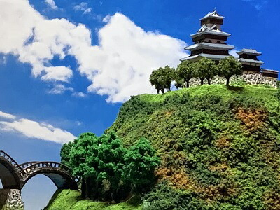[完成品] 岩国城・横山城（山口県岩国市横山）コレクションケース付き　日本100名城　日本の城　お城のジオラマ模型　プラモデル　城郭模型｜お城のジオラマ鍬匠甲冑屋