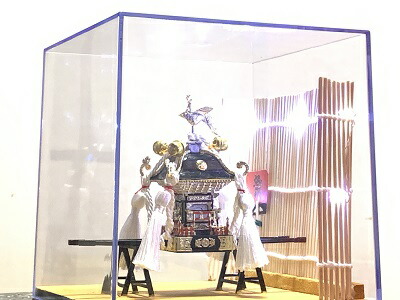 楽天市場】[完成品] 江戸神輿1/8 黒塗り紫紐(茶塗り赤紐)童友社 神輿