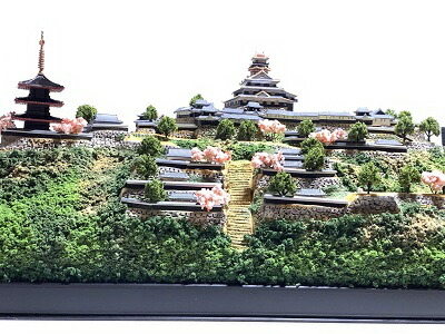 楽天市場】完成品 法隆寺 五重塔 1/150 ケース付き プラモデル