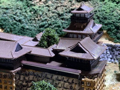 【完成品】岐阜城　童友社 童友社 1/350 岐阜城プラモデル完成品 - メルカリ