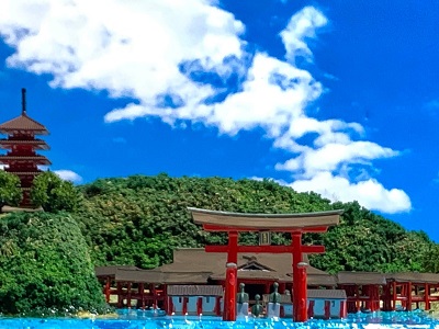 [完成品］厳島神社 ケース付き　ミニ24サイズ　神社　ジオラマ　模型　プラモデル　模型　 建物｜お城のジオラマ鍬匠甲冑屋