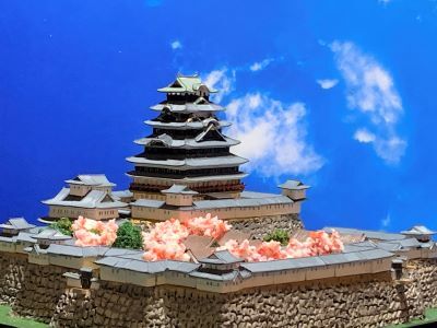 岐阜城ジオラマ，完成品 Amazon | 完成品039□岐阜城・岐阜県 城コレ 城 プラモデル