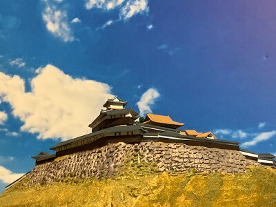 [完成品]　山崎城・天王山城・宝寺城（大山崎町大山崎字天王山）ケース付き　ミニサイズ　豊臣秀吉の城　日本の城　お城　山崎の戦い　ジオラマ　模型　プラモデル　城郭模型　推定復元｜お城のジオラマ鍬匠甲冑屋 29,625円