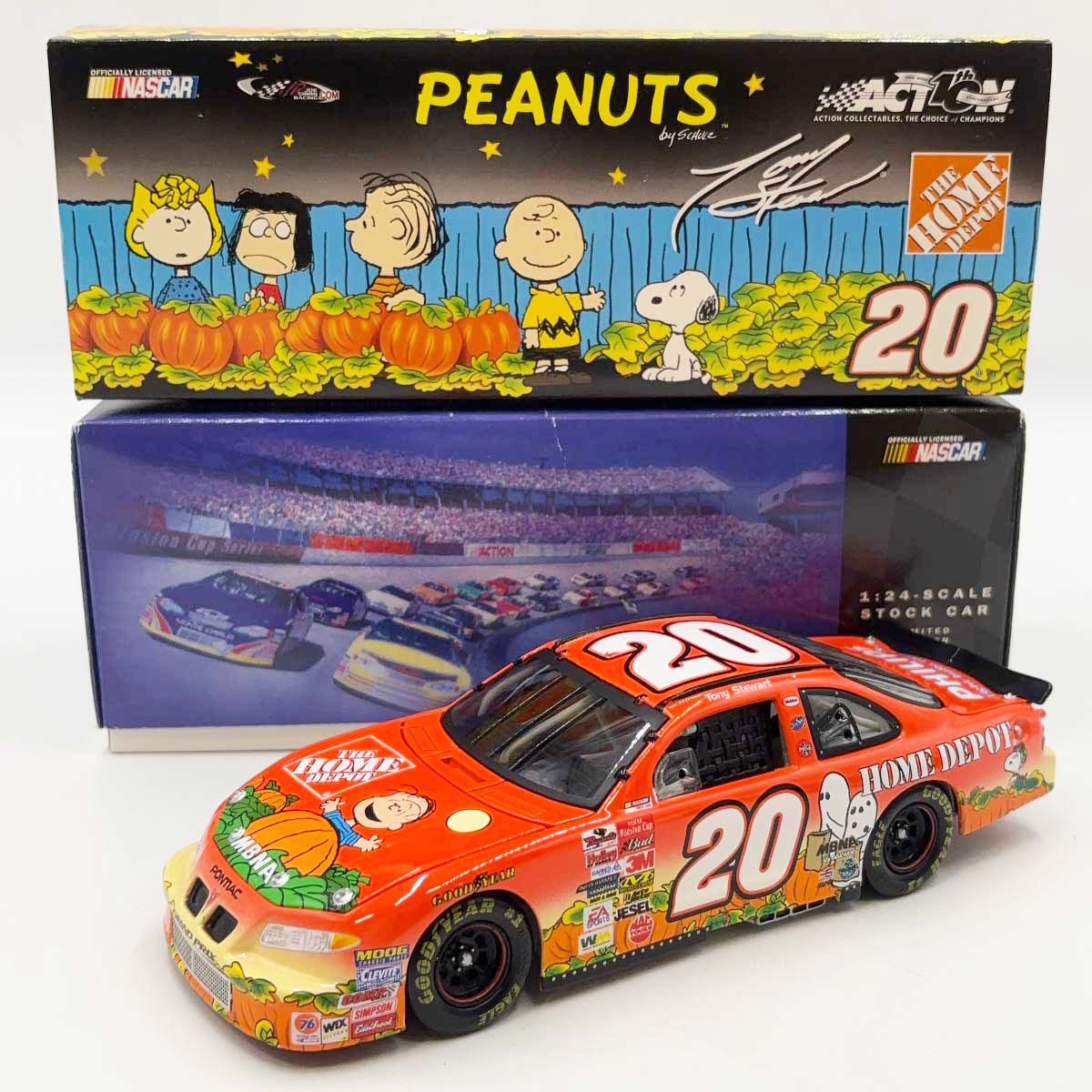 【中古・未使用品】ACTION トニー・スチュワート × PEANUTS 限定 ダイキャストカー 1/24 2002年グランプリ仕様 ポンティアック #20 ホーム・デポ スヌーピー ピーナッツ NASCAR ナスカー アクション製 ハロウィン