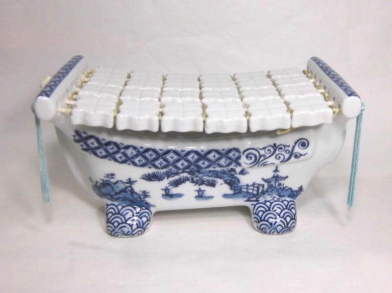 楽天市場】染付 陶枕 陶器の 枕 まくら : 干支お雛様のせともの市場