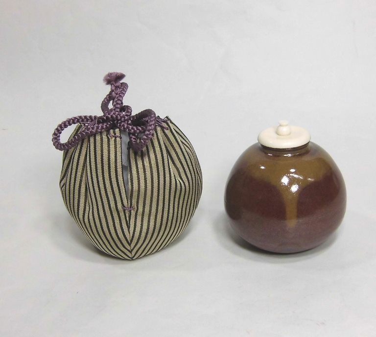 楽天市場】（漢作・大名物）平安東山 笹田有祥作 紹鴎茄子写茶入【税込