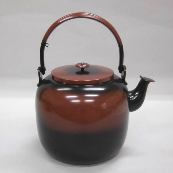 値下げ、秀峰堂水指、腰黒水注　【極上品】銅製品　お茶道具/共箱 値下げ、秀峰堂水指、腰黒水注 【極上品】銅製品 お茶道具/共箱