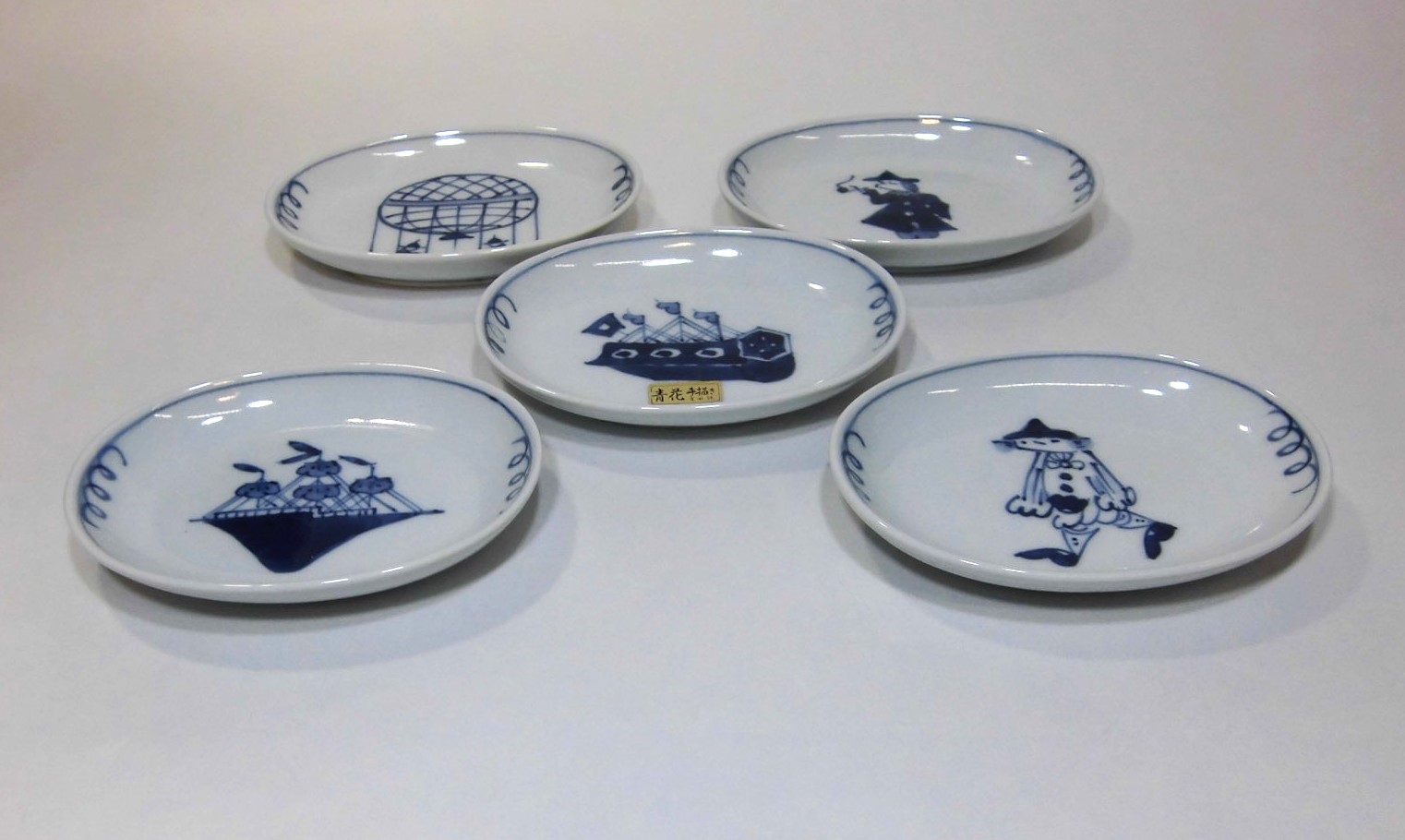 青花 絵上がり下がり小判小皿揃 径12.1×9 高2.1糎 S-31-030 5枚組
