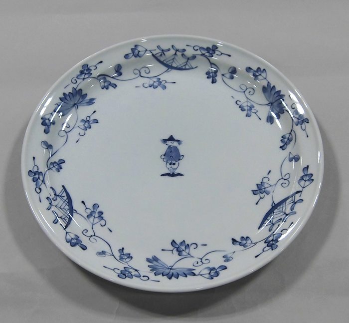 2919 中国 景徳鎮 粉彩 龍文　花文　飾皿　22cm 2919 中国 景徳鎮 粉彩 龍文 花文 飾皿 22cm