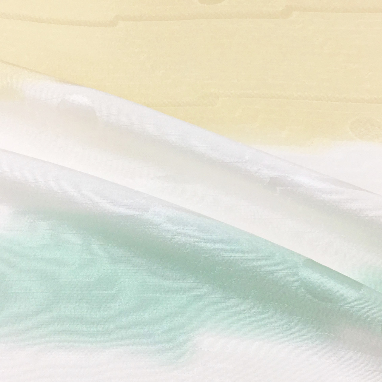 から厳選した 和小物さくら帯揚げ丹後ちりめん生成り色地に枯草色と青磁色と櫨色水玉地紋に段暈し模様 Iskisita Com Br