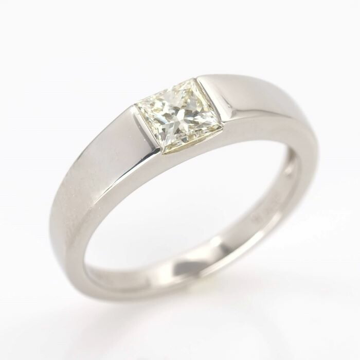 プラチナ Pt 1粒 ダイヤモンドリング 指輪 プリンセスカット タンクリング 0.533ct 高級 上品 シンプル オシャレ スタイリッシュ 大人 4月誕生石 誕生日 プレゼント ギフト 贈り物 お値打ち お出かけ【kawasumi】【送料無料】
