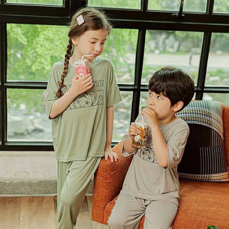 パジャマ キッズ 100 1 150 175 Tシャツ おしゃれ お洒落 ギフト シンプル ストレッチ ズボン ピンク モダール ルームウェア 上下セット 北欧 半袖 可愛い 夏 夏用 女 女の子 子供 小学生 快適 春 柔らか 涼しい 無地 男