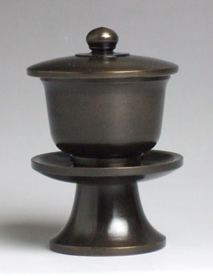 【百貨店SALE P5倍+引き換え証】仏具 『茶湯器 色付 落とし付き添い人 ＜小＞』[お仏壇用] [湯呑み] [湯のみ]