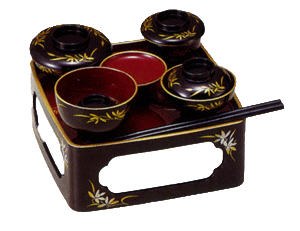 【百貨店SALE P5倍+引き換え証】仏具『蒔絵入り口・入口仏膳（黒内緋色） 6,5寸』 お仏壇用 お仏膳 お膳 料具膳 御盆 お覚悟 (御盆飾りつけ 仏膳 飾りつけ お献金 仏壇仏具 法要 今めかしい仏具 霊供膳 一皿分の料理 供え物 仏器 御盆 仏前 お膳書き割り 仏膳書き割り 新盆 初盆 お供え 供え物台 御盆装置)