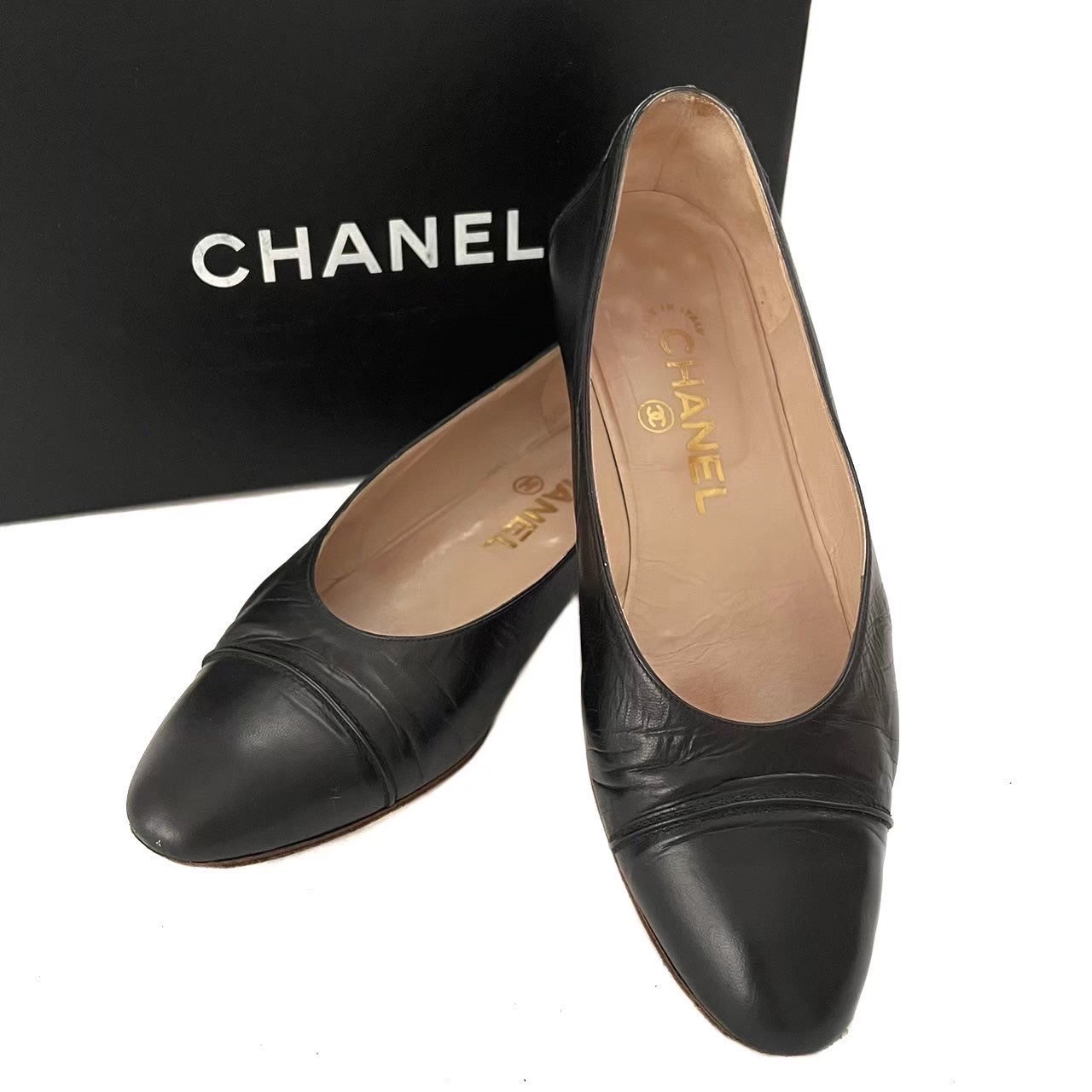 ［中古］CHANEL シャネル パンプス シューズ 靴 ラウンドトゥ ココマーク ブラック [サイズ 36(約23cm)]　レディース　セレブ　オシャレ　ハイブランド