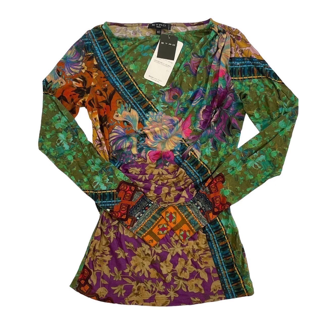 「中古」【美品】ETRO エトロ お召しもの 流行り物 ティーシャツ トップス 長袖 花 お花 ボタニカル柄 マルチ色合い 大いさ４０ レディース トップス-レディースファッション