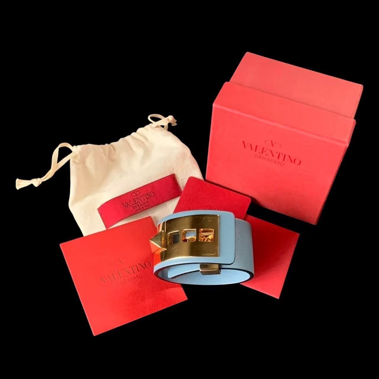 「中古」VALENTINO ヴァレンティノ ガラヴァーニ バングル 付属物 流行り物 御召しもの 小物 スタッズ 青碧 ゴールド なめし革 GP レディース
