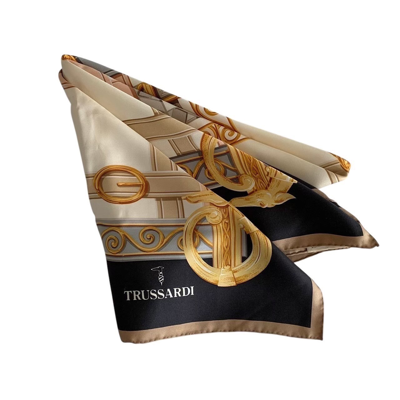 楽天市場】トラサルディ シルク スカーフ 大判 ネイビー×ホワイト 豪華