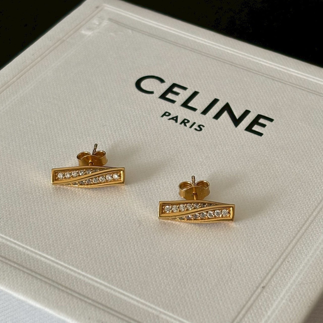 ［中古］CELINE セリーヌ エドウィッジ ピアス アクセサリー ジュエリー 小物 ラインストーン GP ゴールド　腕時計　アクセサリー　レディースアクセサリー　ピアス｜総合ブランドリユースClimb