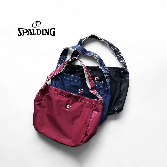SPALDING スポルディング ニュースペーパーバッグ ショルダーバッグ SPD COLLEGE SHOULDER BAG SPDカレッジショルダーバッグ 80678100 ニュースペーパー バッグ ショルダー カバン 鞄 20L 20リットル A4サイズ ポケット付き ブランド おしゃれ