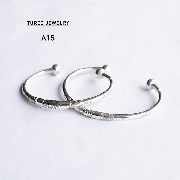 トゥアレグ族　銀製　バングル　ブレスレット　Da トゥアレグ シルバーバングル TOUAREG SILVER BANGLE WIDE No7