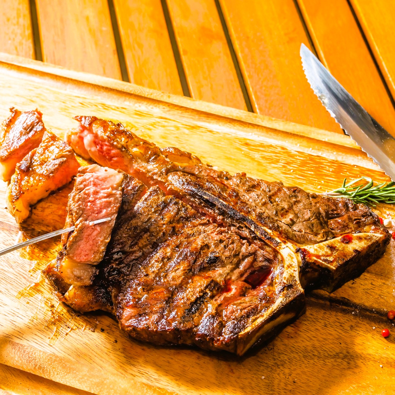 牛 ビーフTボーンステーキ 400g / 800g / 1200g / 1600g 赤身 厳選部位 オーストラリア産 ヒレ 冷凍 BBQ 焼き肉 サーロイン　ステーキ などに｜肉の慶神