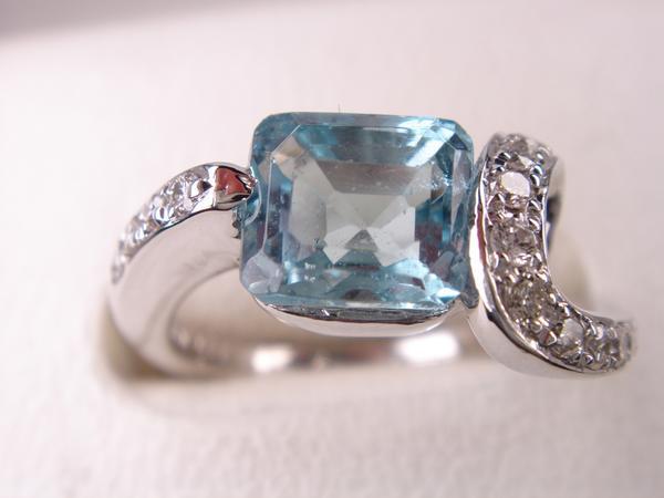 楽天市場】スクエアカット アクアマリン-1.85ct＆角ダイヤ