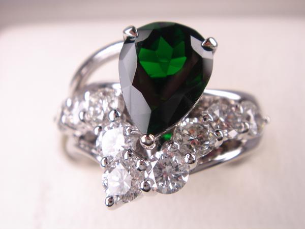 1.88ct PT 鑑別書付★プラチナグリーンガーネットリング★Ｄ１.１８ｃｔ｜ＫenＢrand