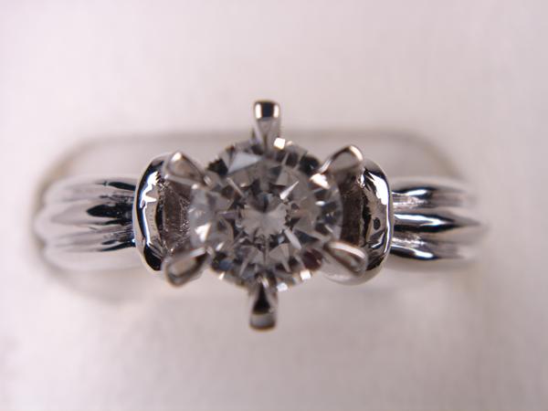 0.34ct　鑑定書付★ブライダル　婚約指輪　プラチナダイヤモンドリング★鑑定書付 エンゲージリング　ＳＩ２クラス　Ｈカラー｜ＫenＢrand