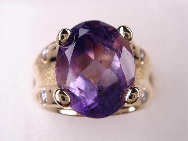 お歳暮・冬ギフト特集2024 楽天市場】3.68ct☆18金YGアメジストリング☆D0.13ct アメジスト