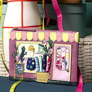 ベンデューラ 英国の首都 Vendula London 定め事品 連合王国直輸入 コインケース レディース 「ソーイングショップ ラズベリー」 手芸画題 ヴィーガンレザー 今めかしい 刺しゅう アップリケ 手当たりチェーン店付き添い人 差し上げ物