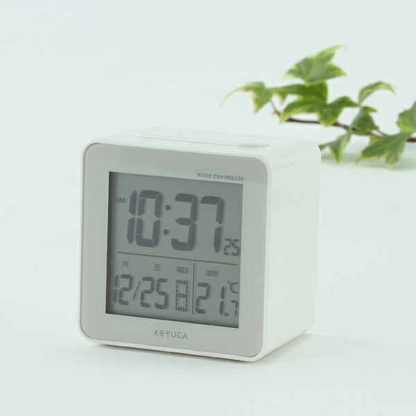 楽天市場】【KEYUCA公式店】ケユカ neom 電波クロック 目覚まし時計