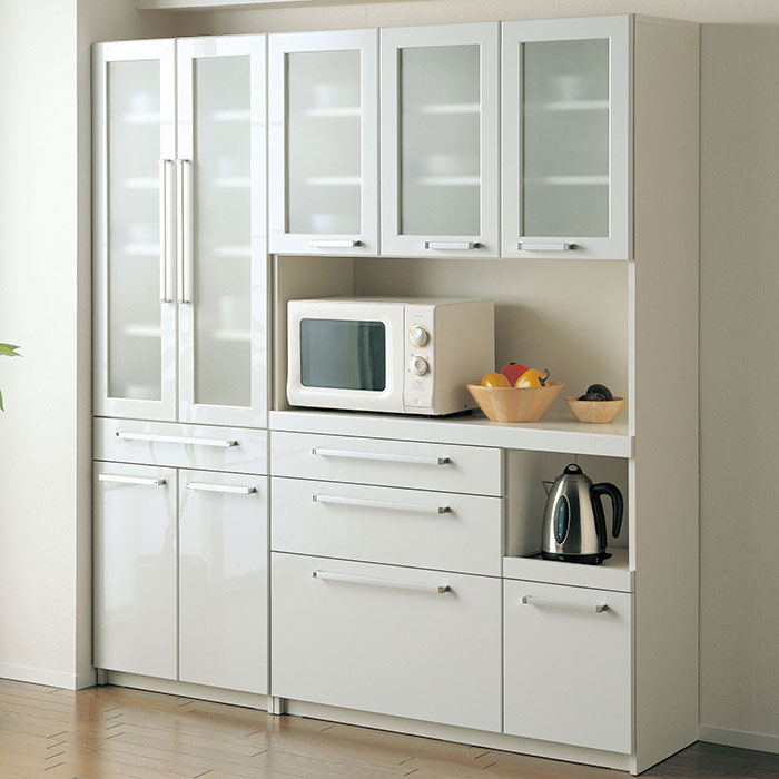 老舗家具メーカーが作る 清潔さを保つスーパークリーンボディー 日本製の確かな作り 薄型 Yc 食器棚 幅60 高さ180cm 食器棚 プレーンホワイト 家事動線を妨げない奥行き40cmの省スペース設計 頑丈な食器棚 幅60 高さ180cm 開梱設置無料 省スペース パモウナ カップボード