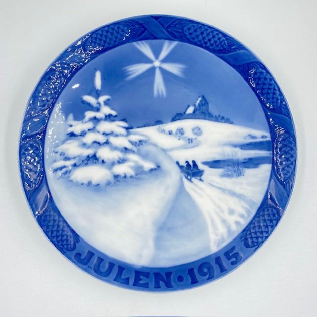 1964年　クリスマスツリーを採りに行く　イヤープレート　ロイヤルコペンハーゲン 楽天市場】ロイヤルコペンハーゲン イヤープレート 1964年